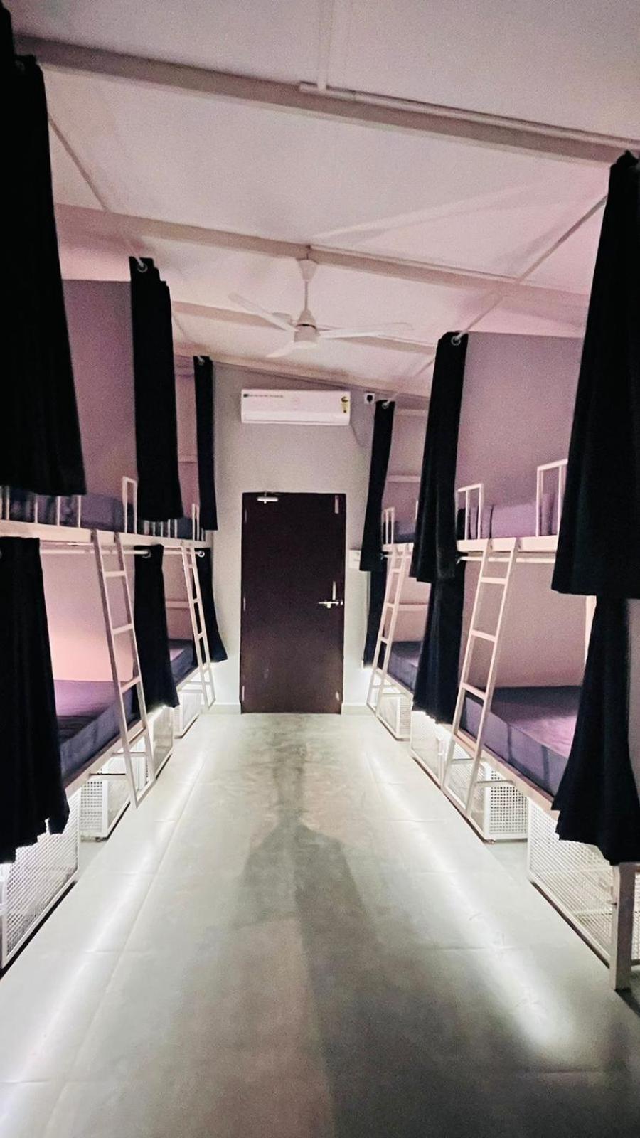 Auberge de jeunesse Pappi Chulo Vagator Extérieur photo