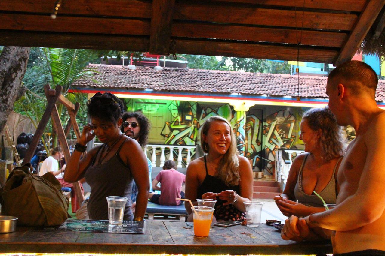Auberge de jeunesse Pappi Chulo Vagator Extérieur photo